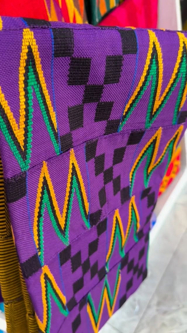Post 7 by AFFORDABLE AND QUALITY KENTE on Instagram (video)