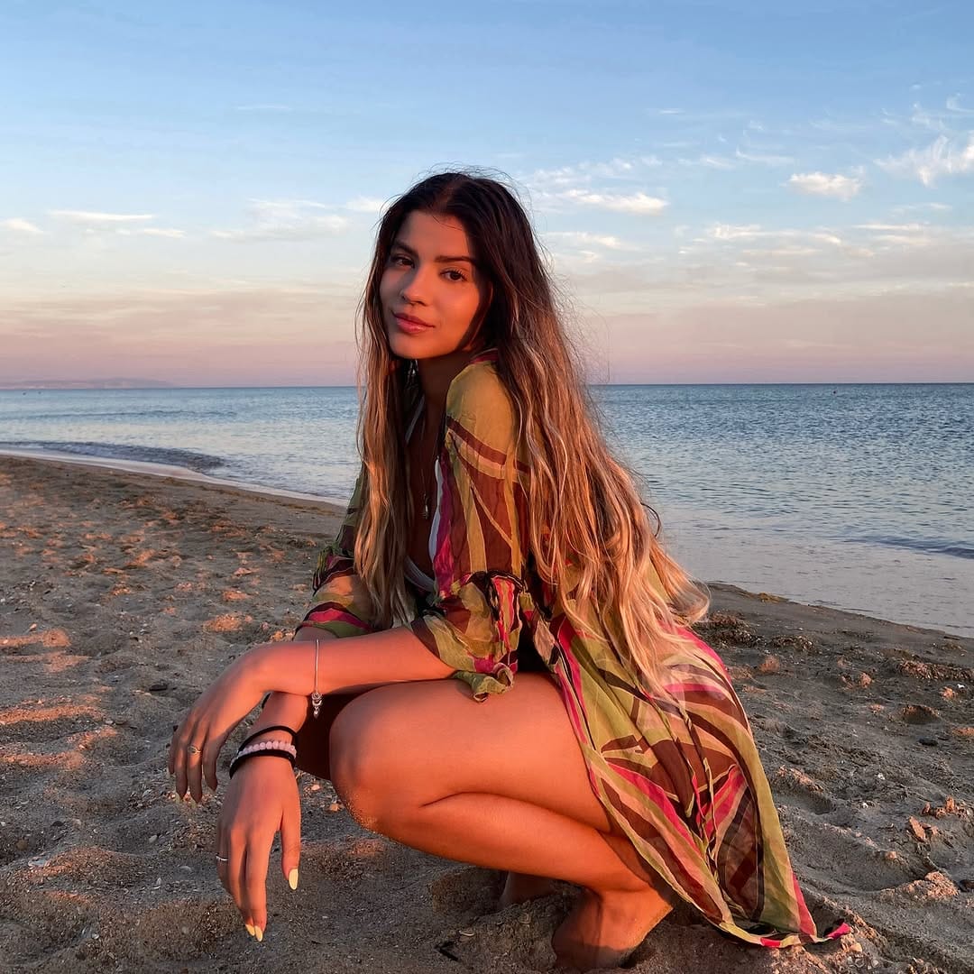 Post 8 by GINA on Instagram (image)