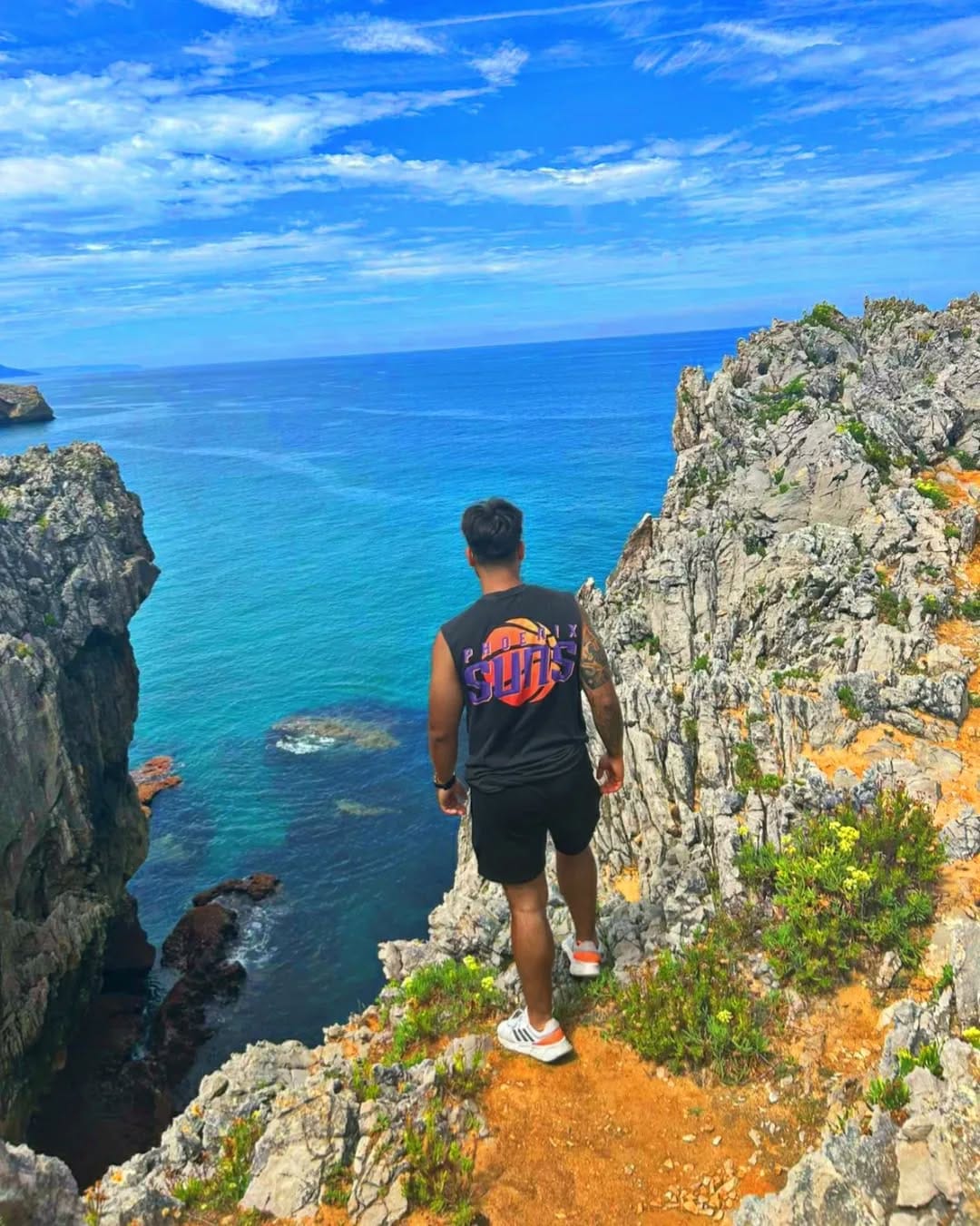 Post 6 by Rafael Rodríguez 🇪🇦🏴‍☠️ on Instagram (carousel)