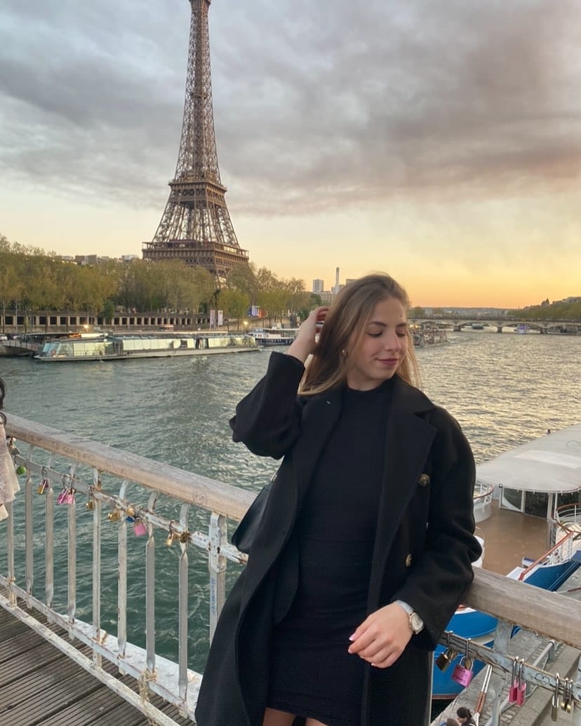 Post 10 by Lorena Mulero 🦋 on Instagram (carousel)