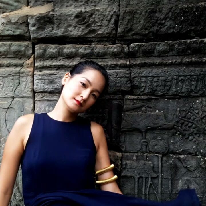 Post 10 by Sylvie Khoy on Instagram (video)