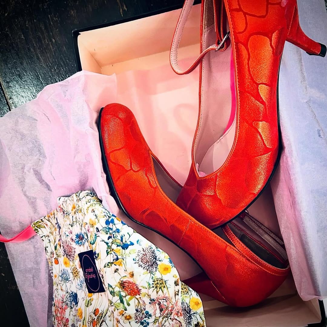 Post 4 by Annabel Winship on Instagram (image)