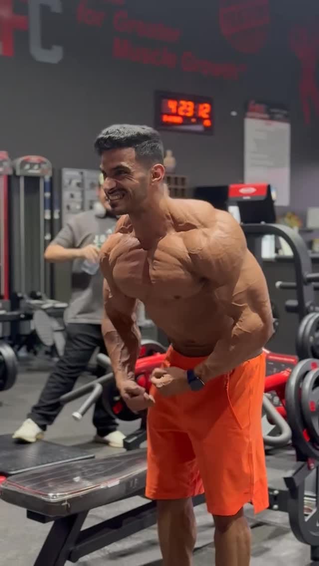 Post 10 by حميد الرفاعي|HAMEED❇️ on Instagram (video)