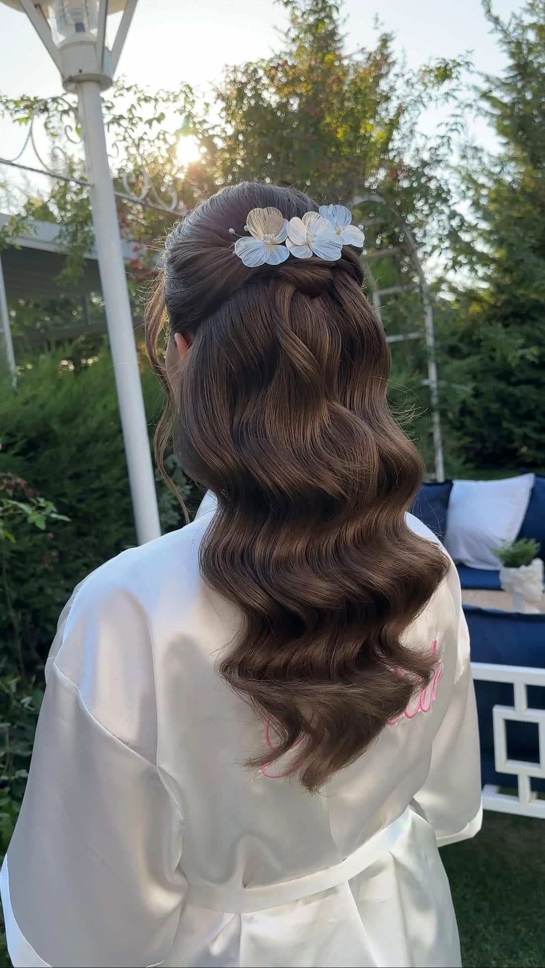 Post 10 by Gelin Saç & Makyaj on Instagram (video)