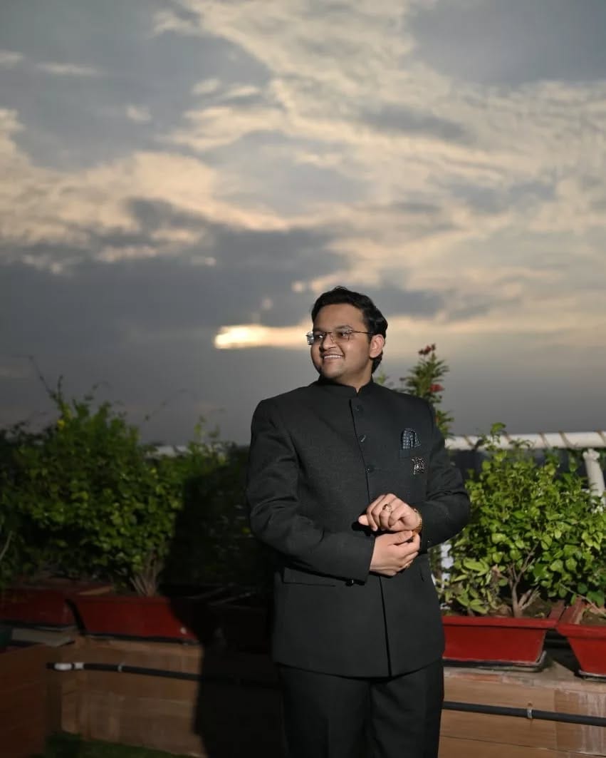 Post 3 by Mohit Shah on Instagram (image)