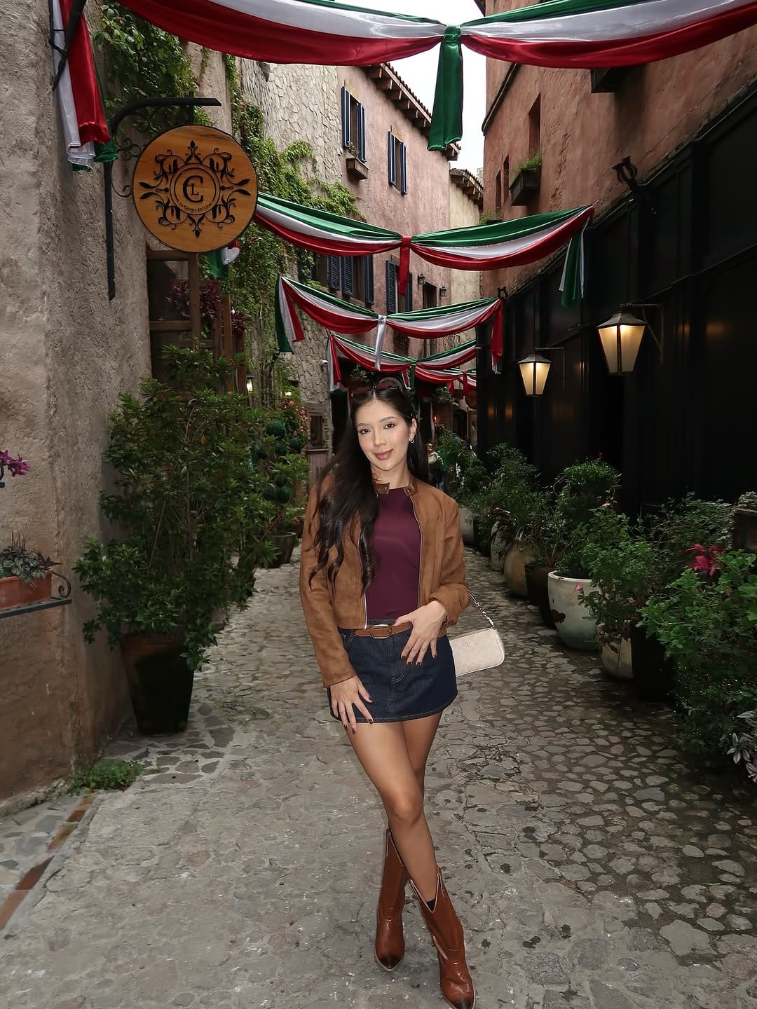 Post 10 by Diana García on Instagram (carousel)
