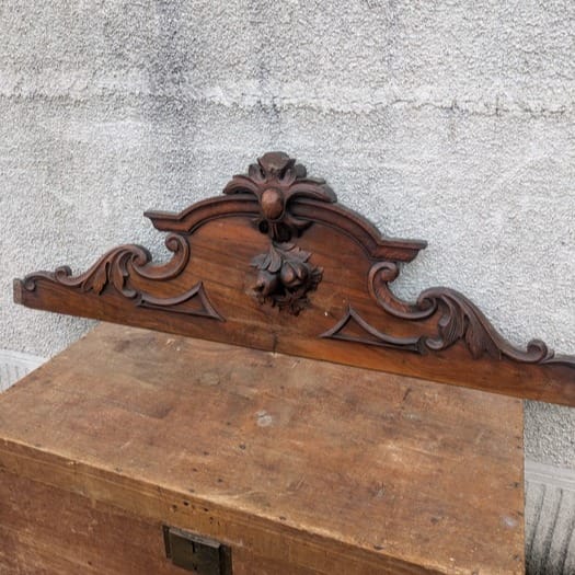 Post 3 by La Petite Brocanteuse on Instagram (carousel)