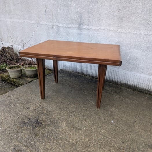 Post 2 by La Petite Brocanteuse on Instagram (carousel)
