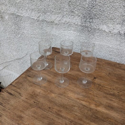 Post 5 by La Petite Brocanteuse on Instagram (carousel)