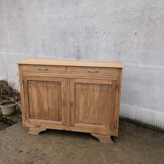 Post 6 by La Petite Brocanteuse on Instagram (carousel)