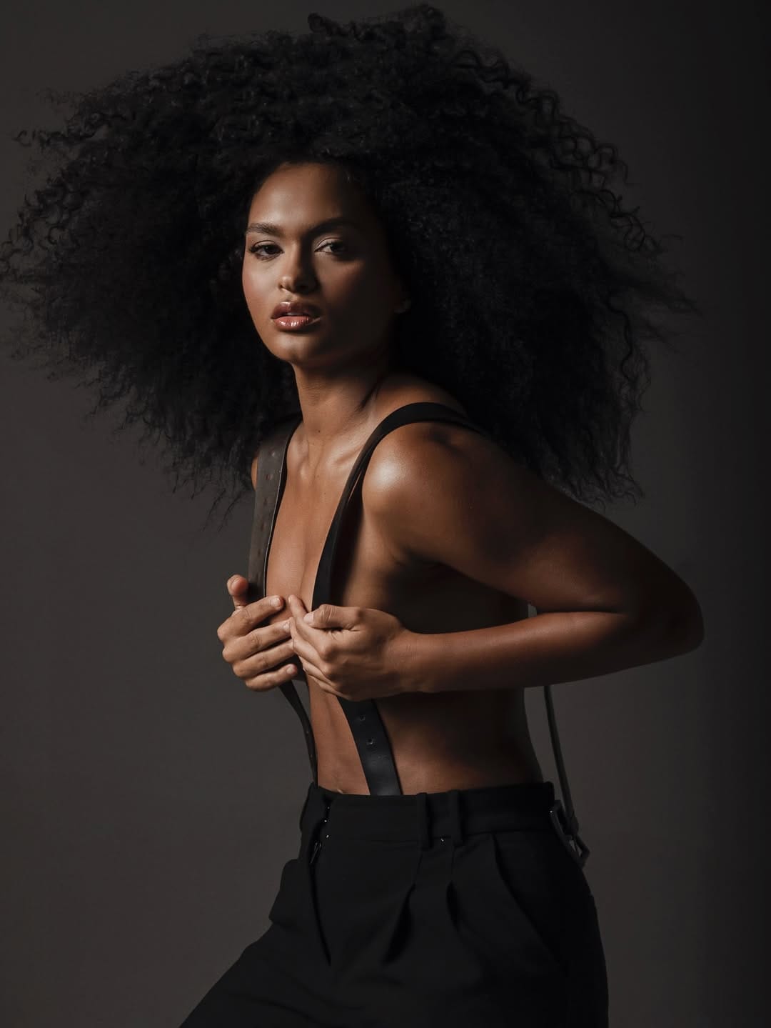 Post 1 by AFRO MODEL❤ on Instagram (carousel)
