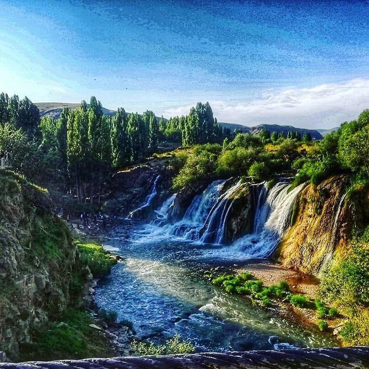 Post 5 by Gezgin on Instagram (image)