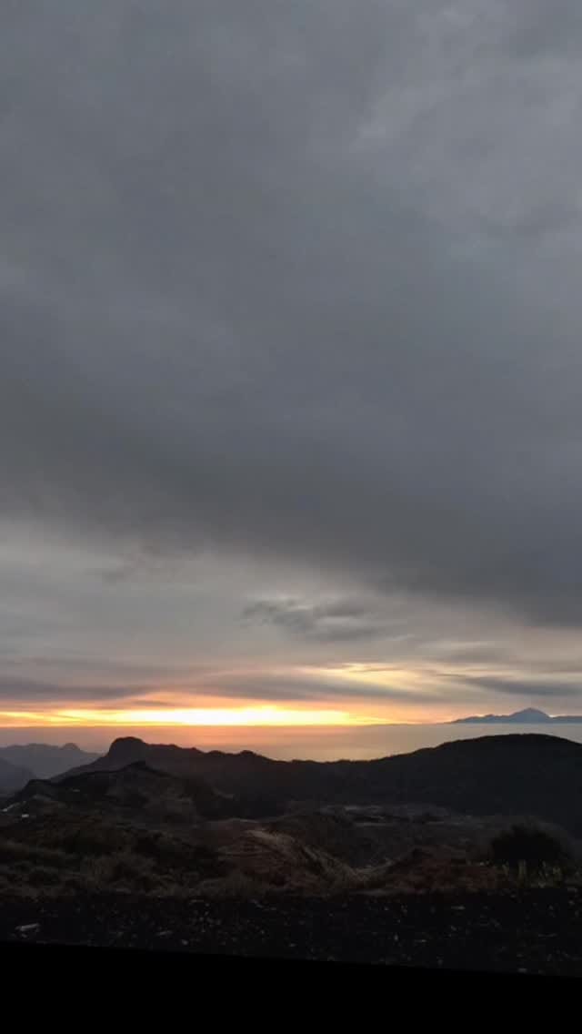 Post 5 by Meloki Photography on Instagram (video)