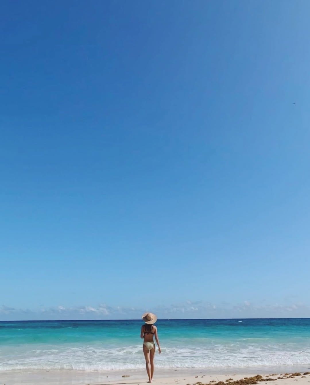 Post 7 by Isla Cozumel on Instagram (image)