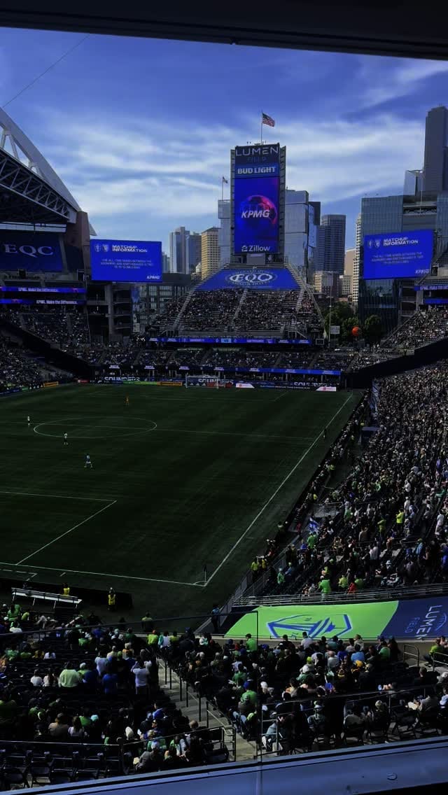 Post 8 by Daria Morris on Instagram (video)
