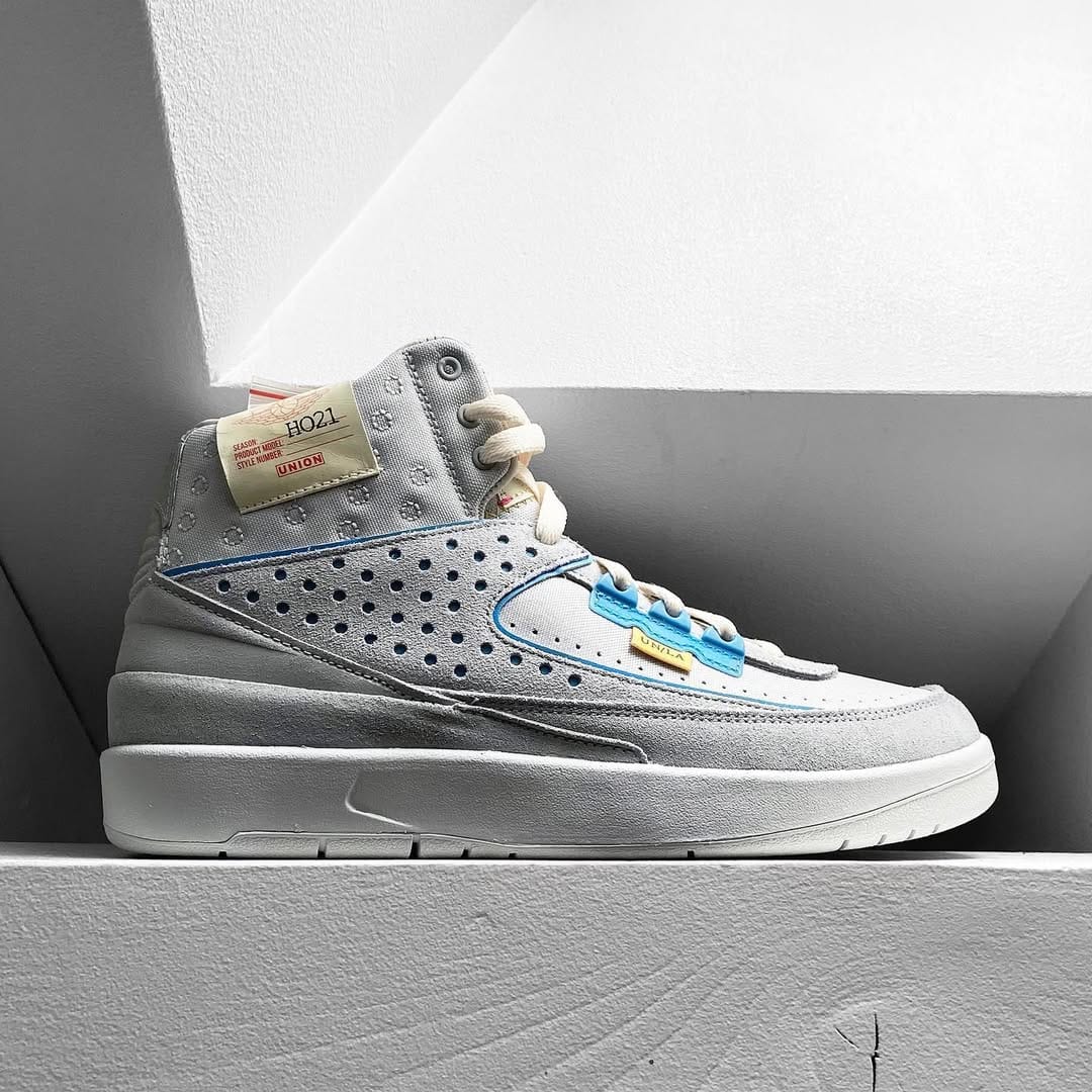 Post 3 by Sneakers Marketplace on Instagram (image)
