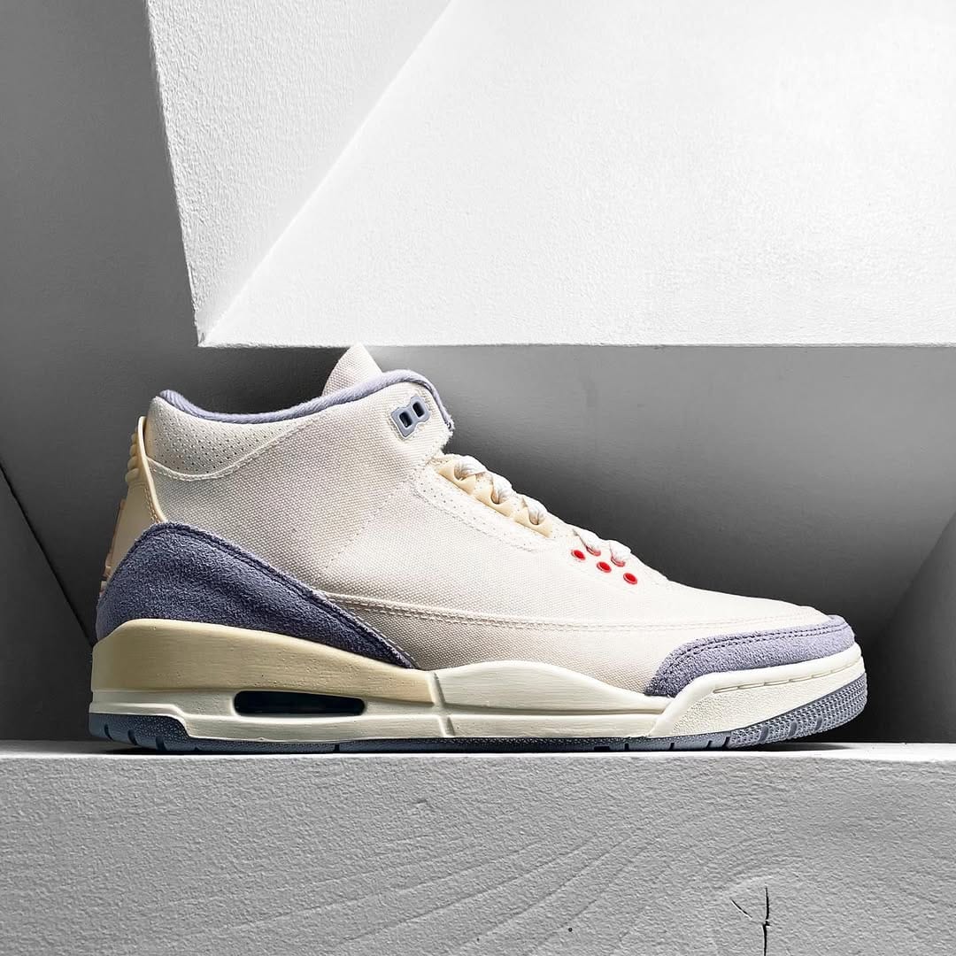 Post 5 by Sneakers Marketplace on Instagram (image)