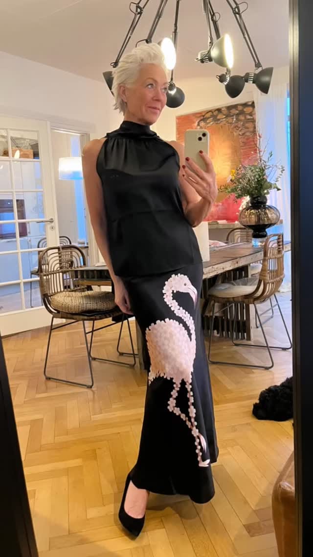 Post 3 by Rikki Vanggaard on Instagram (video)