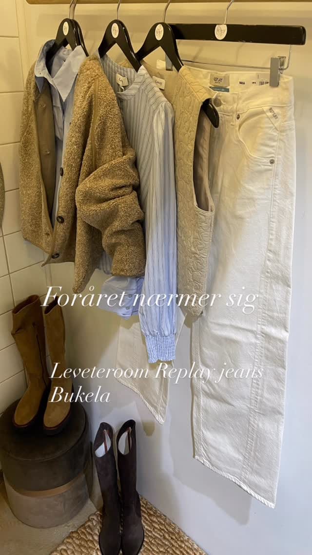 Post 5 by Rikki Vanggaard on Instagram (video)