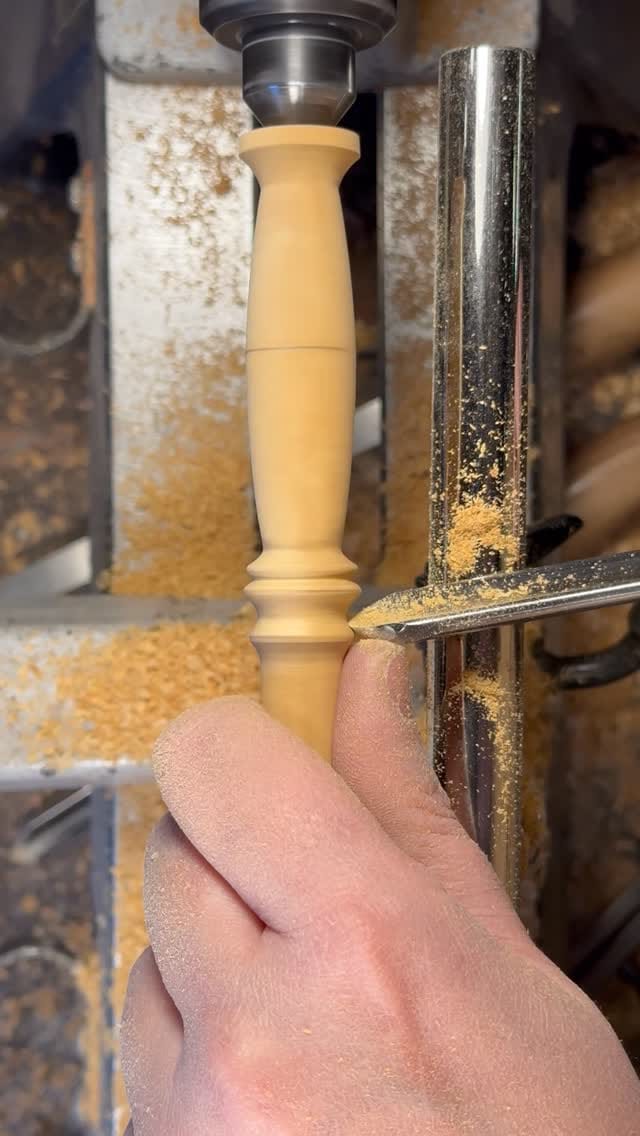 Post 8 by 𝕶𝖔𝖊𝖘𝖙𝖑𝖊𝖗’𝖘 𝕱𝖎𝖓𝖊 𝖂𝖆𝖓𝖉𝖘 on Instagram (video)