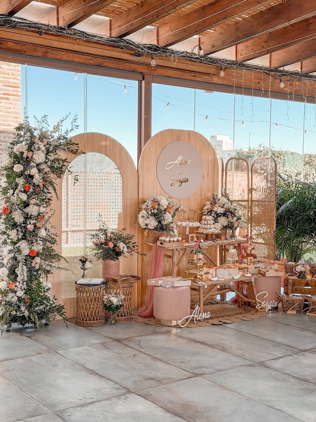 Post 4 by Ohlala Candy Bar on Instagram (carousel)