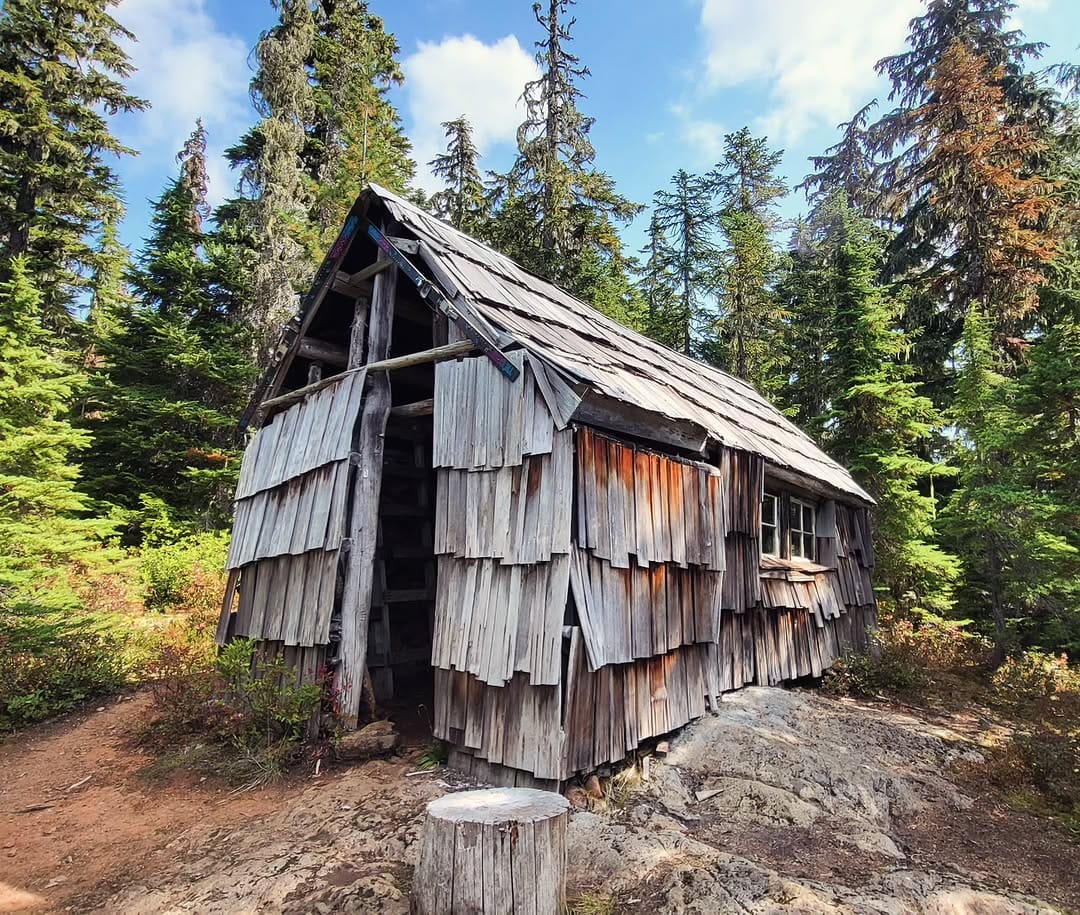 Post 2 by Jenn Lockhart 🌲 on Instagram (image)