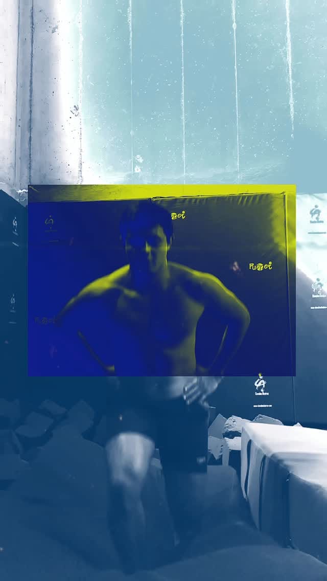 Post 4 by Daniel Restrepo on Instagram (video)
