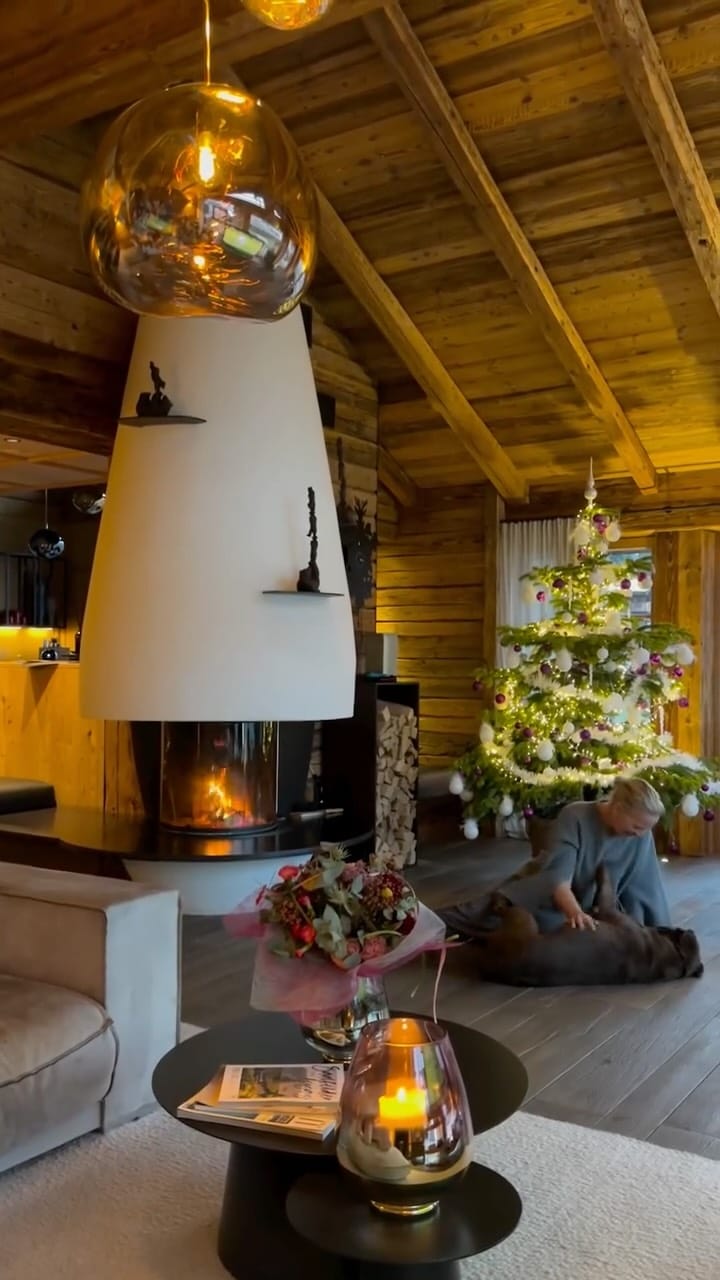 Post 2 by SABINE ❤️ TRAVEL & LIFESTYLE on Instagram (video)