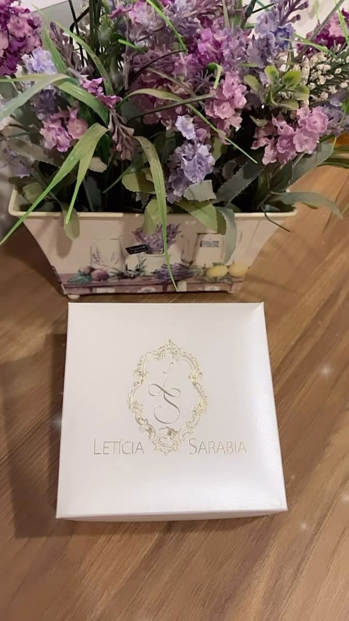 Post 5 by Leticia Sarabia Cuiabá on Instagram (video)