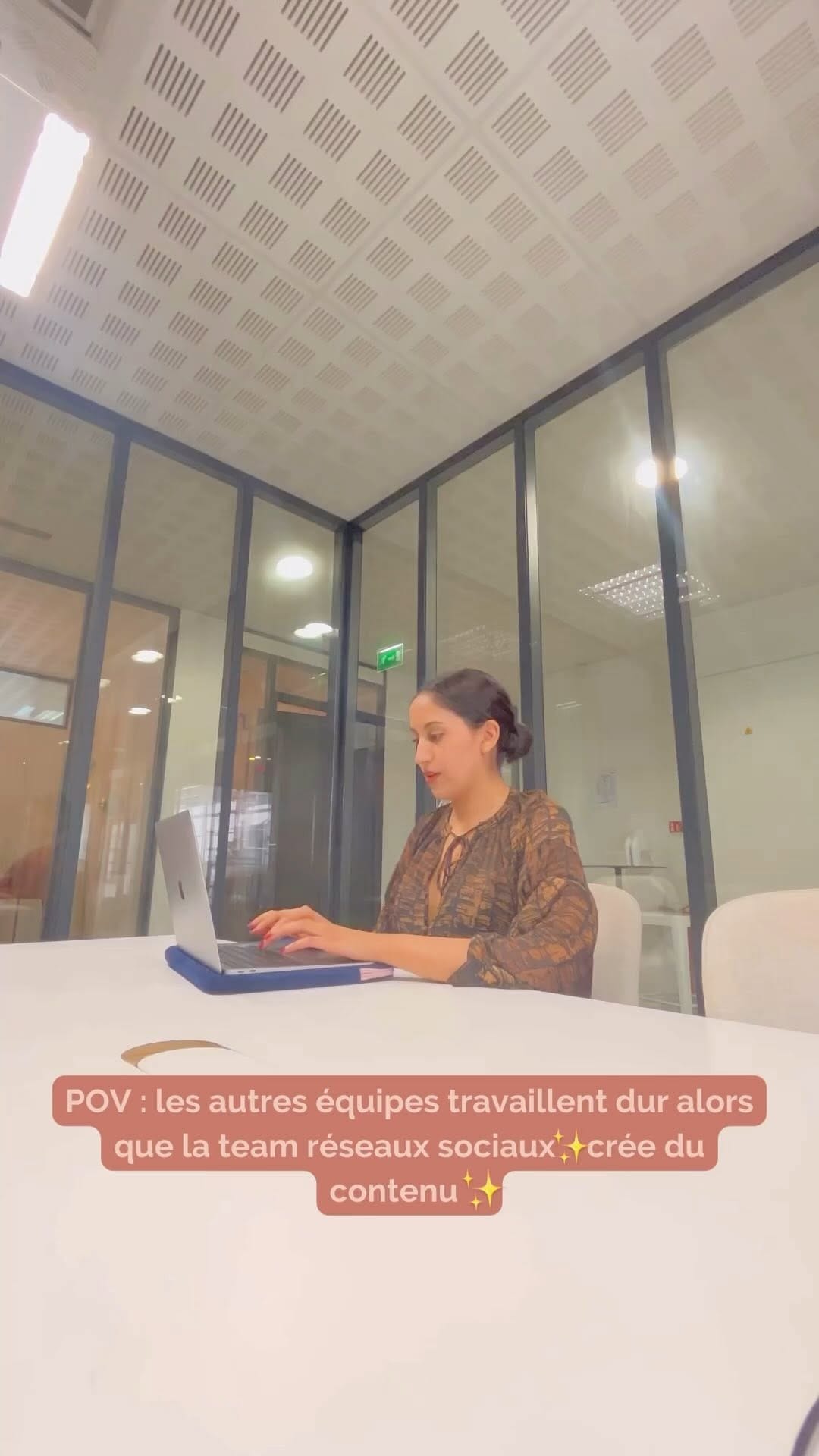Post 3 by Imparfaite on Instagram (video)