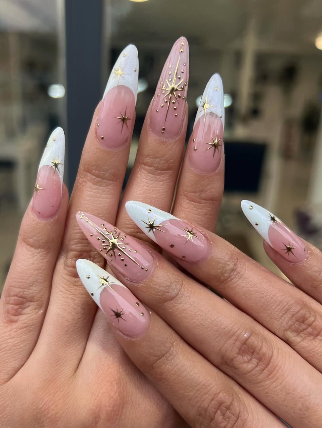 Post 9 by 𝔧𝔞𝔷𝔪𝔦𝔫𝔢 💅🏼 on Instagram (image)