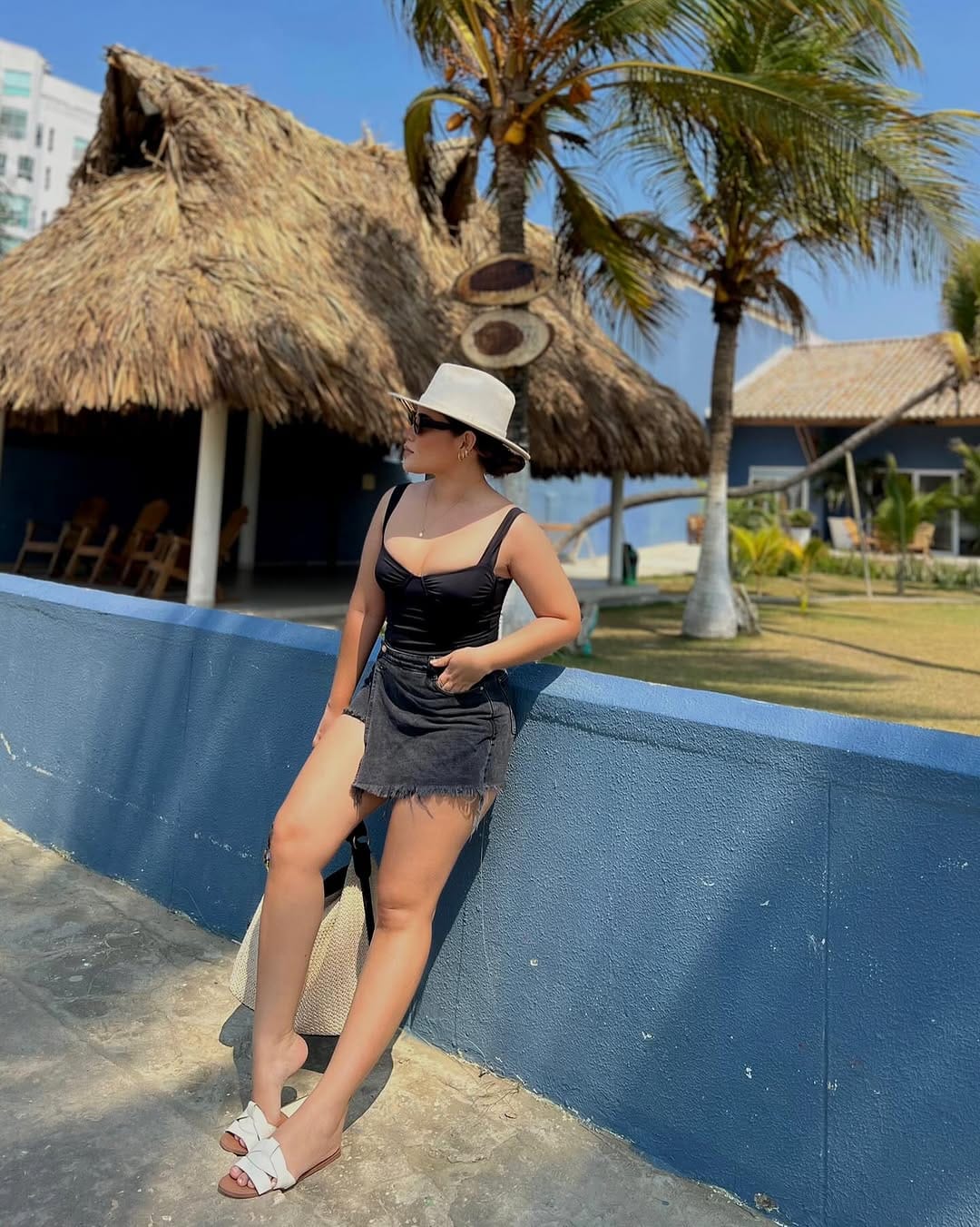 Post 10 by Iris Dela Ossa Robecchi✨ on Instagram (carousel)