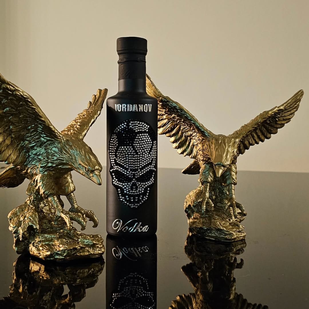 Post 5 by Iordanov Vodka Eintracht Edit. on Instagram (image)