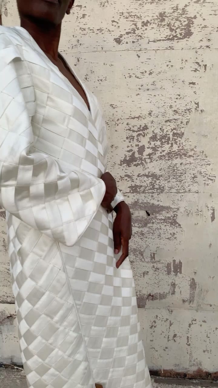 Post 1 by Lè Cube on Instagram (video)