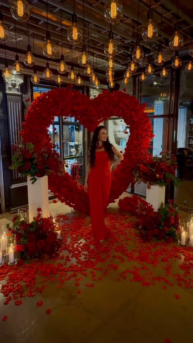 Post 9 by DIANA on Instagram (video)