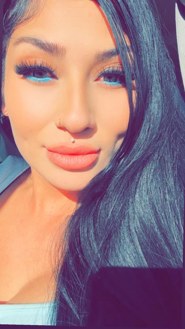 Post 7 by 🦋Barbie🦋 on Instagram (video)