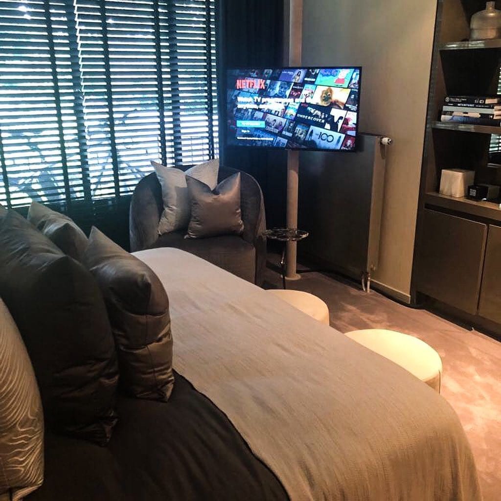 Post 9 by MD LIVINGDESIGN on Instagram (carousel)