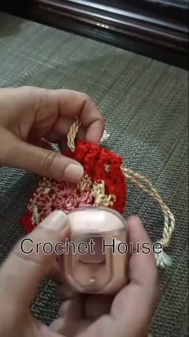Post 8 by Crochet House on Instagram (video)