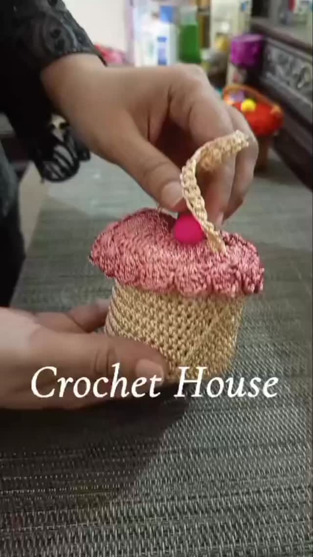 Post 9 by Crochet House on Instagram (video)