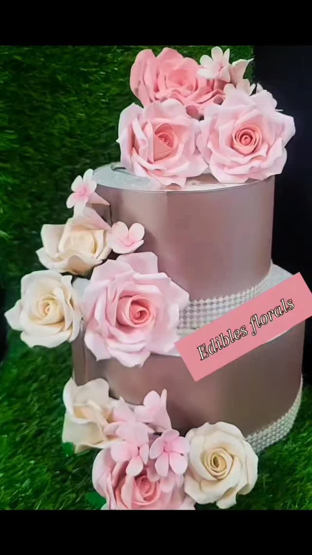 Post 1 by Cake Essentials🇹🇹 on Instagram (video)