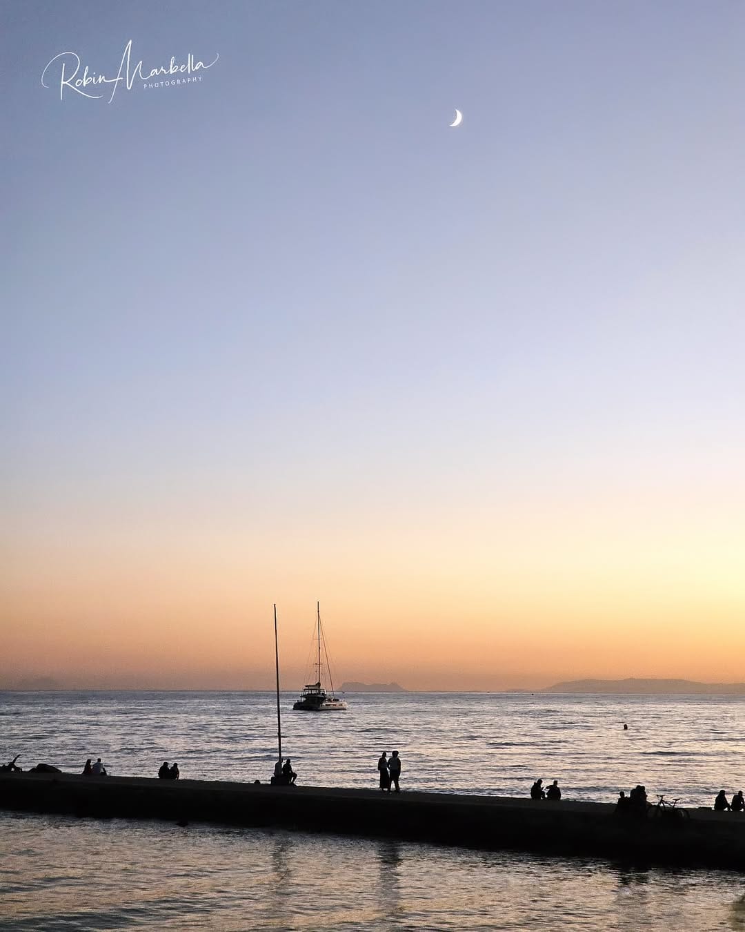 Post 3 by Robin Marbella on Instagram (image)
