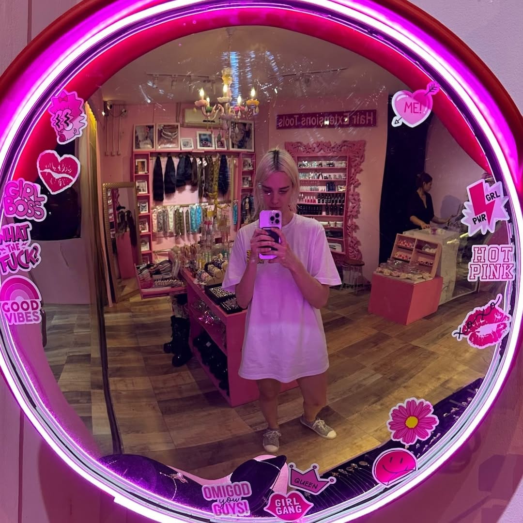 Post 4 by CΛVΞNÐI$H on Instagram (carousel)