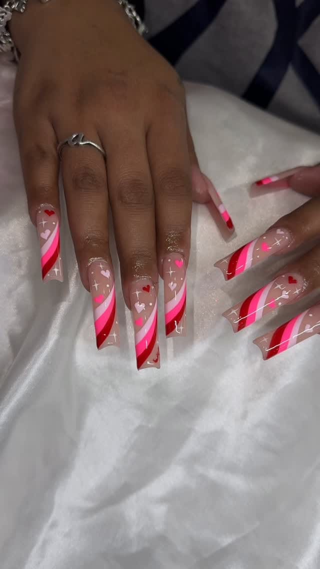 Post 7 by Sassy Nails And Lashes on Instagram (video)