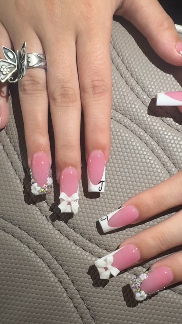 Post 1 by Sassy Nails And Lashes on Instagram (video)