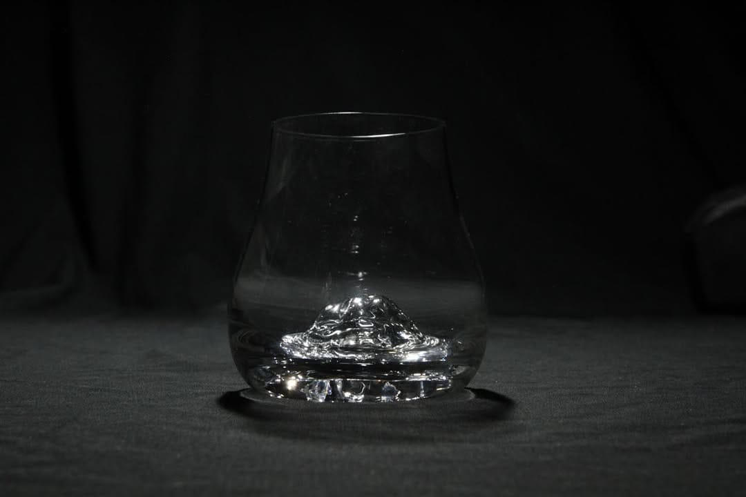 Post 1 by Berg Whisky on Instagram (image)