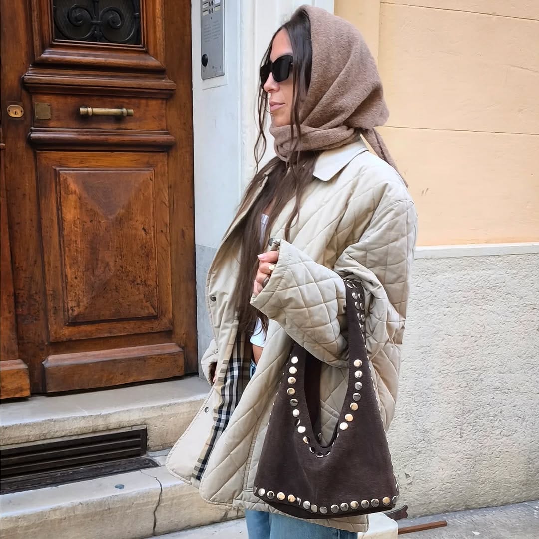 Post 9 by Divin'age | Articles vintage et upcyclé on Instagram (carousel)
