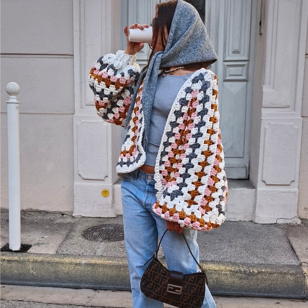 Post 6 by Divin'age | Articles vintage et upcyclé on Instagram (carousel)
