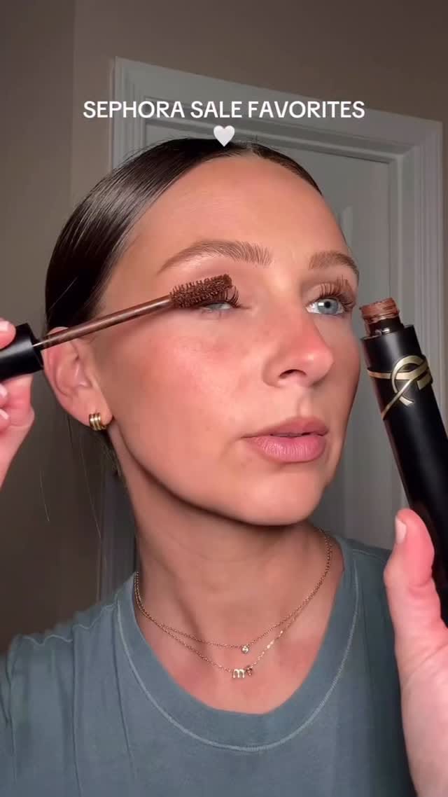Post 1 by Perfect women 4 shopping on Instagram (video)