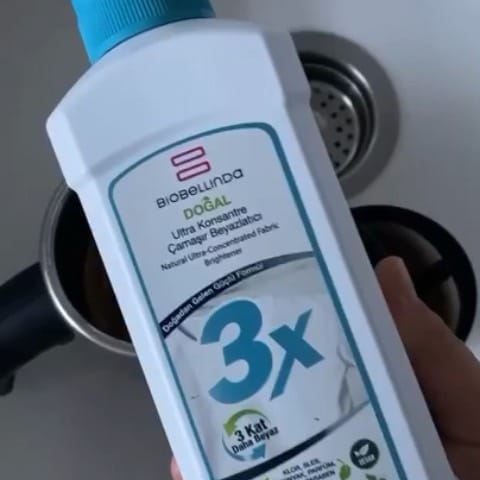 Post 6 by Sonia Rennes on Instagram (video)