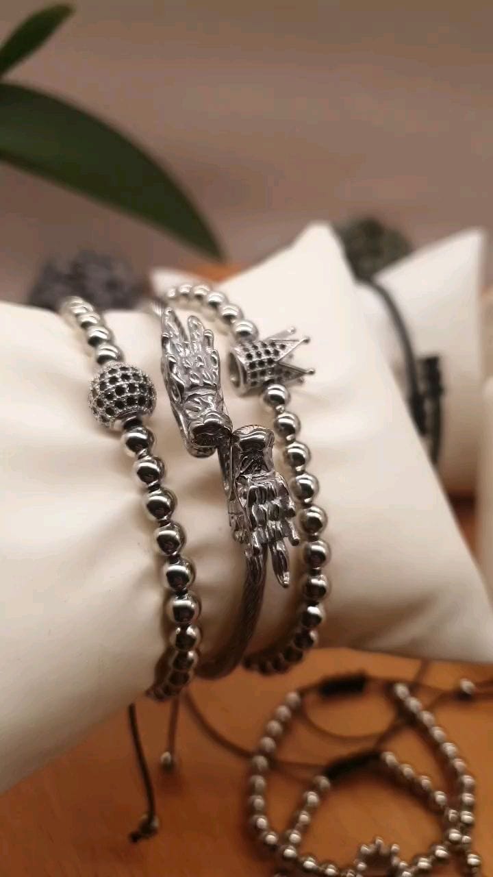 Post 8 by Kudra Design🌴 on Instagram (video)